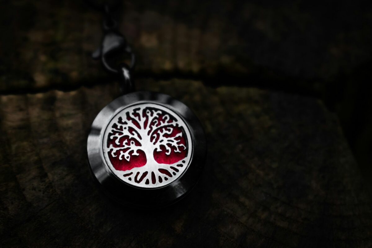 Médaille Arbre de Vie pour baptême : un symbole de vie à offrir